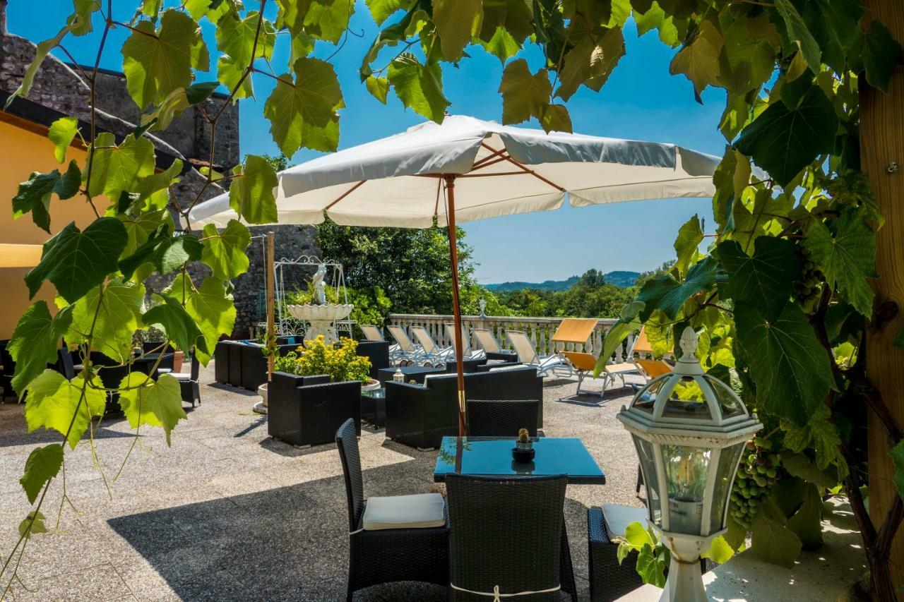 Borgo Dei Poeti Romantik Hotel 马内尔巴 外观 照片